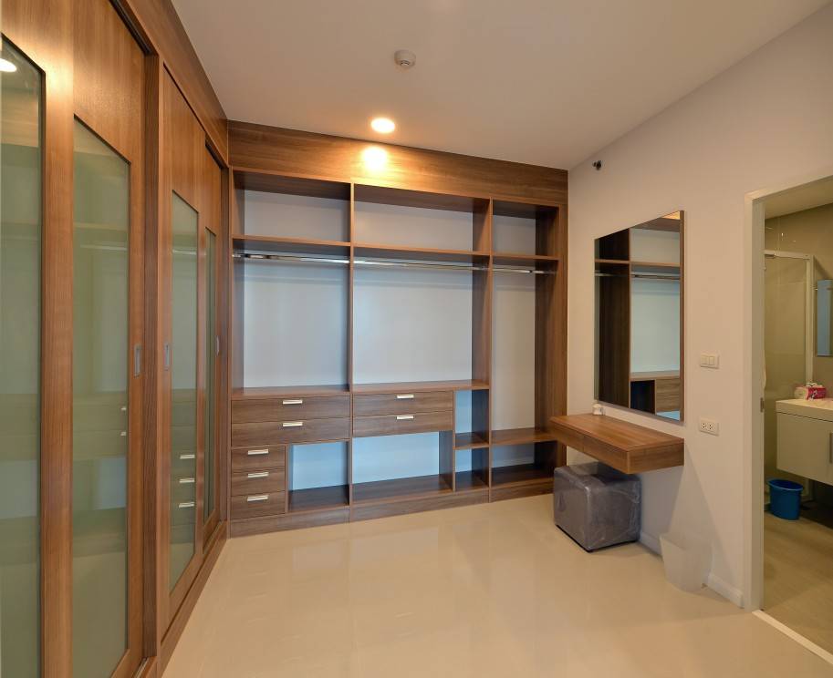 bespoke fit out of walk-in dressing area and wardrobes