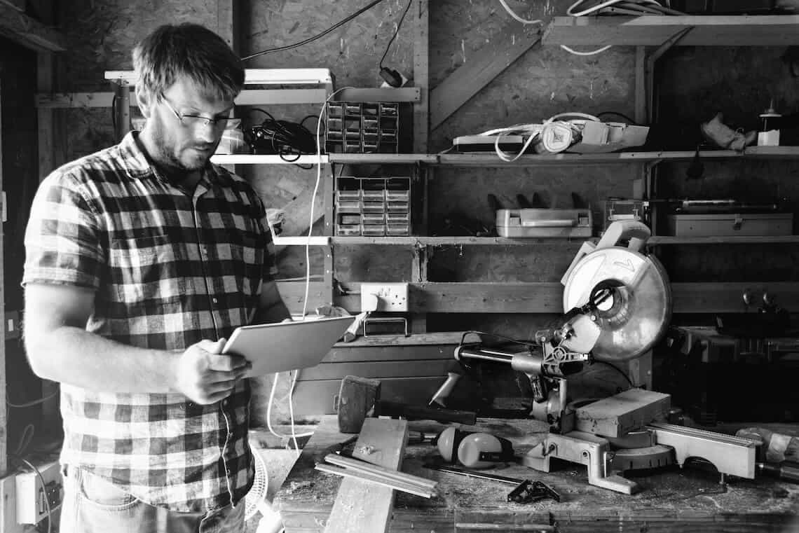 joiners carpenters bespoke joinery and carpentry plan build and installation